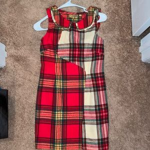 Holiday dress with collar